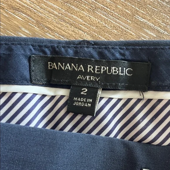 Women’s Banana Republic AveryNavy Pants - Picture 3 of 11